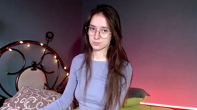 Snapshot of wow__kelly chatting on 12/08/24, 12:08 wow kelly online show from 12/08/24, 12:08