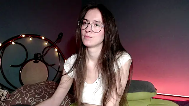 Snapshot of wow__kelly chatting on 12/14/24, 03:15 wow kelly online show from 12/14/24, 03:15