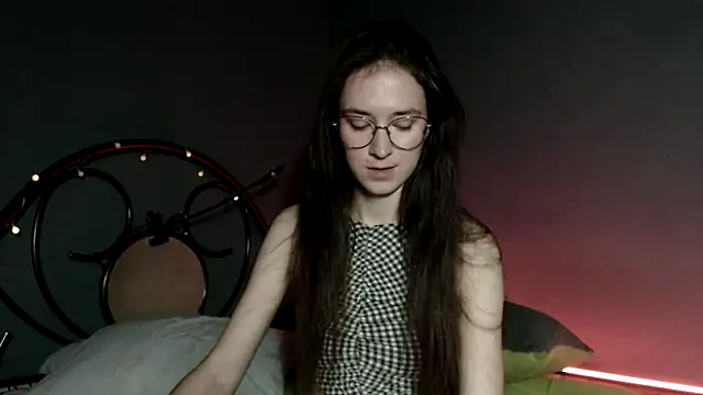 Snapshot of wow__kelly chatting on 01/07/25, 03:23 wow kelly online show from 01/07/25, 03:23