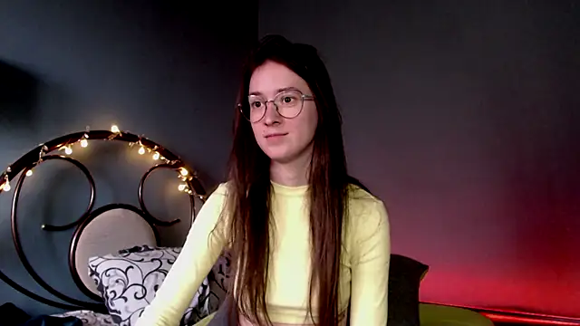 Snapshot of wow__kelly chatting on 03/12/25, 02:23 wow kelly online show from 03/12/25, 02:23