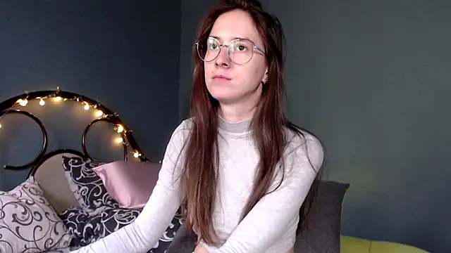 Snapshot of wow__kelly chatting on 09/19/25, 01:34 wow kelly online show from 09/19/25, 01:34