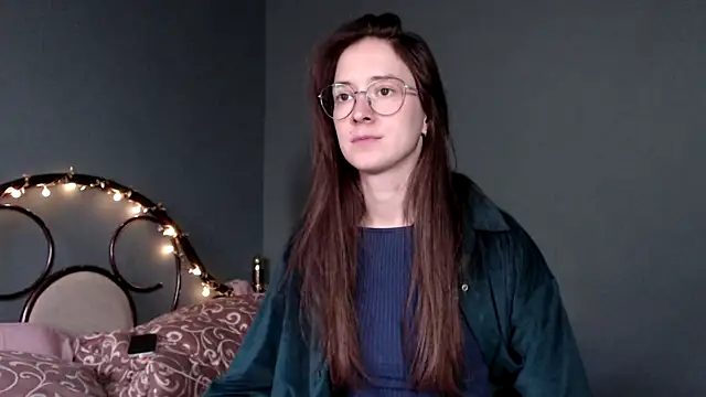 Snapshot of wow__kelly chatting on 10/02/25, 01:40 wow kelly online show from 10/02/25, 01:40