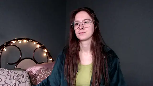 Snapshot of wow__kelly chatting on 10/03/25, 02:14 wow kelly online show from 10/03/25, 02:14