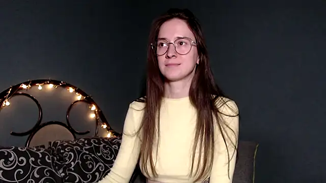 Snapshot of wow__kelly chatting on 10/16/25, 02:40 wow kelly online show from 10/16/25, 02:40