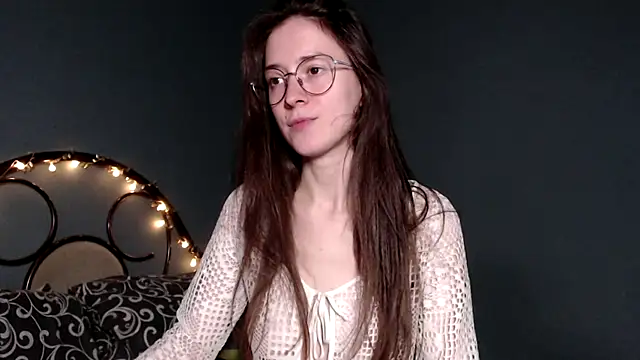 Snapshot of wow__kelly chatting on 10/18/25, 03:13 wow kelly online show from 10/18/25, 03:13