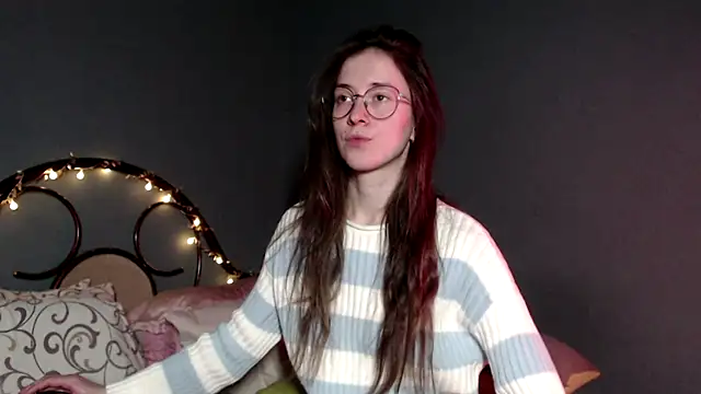 Snapshot of wow__kelly chatting on 02/06/26, 04:21 wow kelly online show from 02/06/26, 04:21