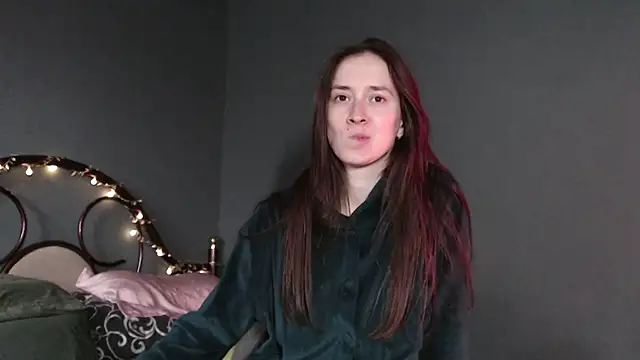 Snapshot of wow__kelly chatting on 05/01/26, 03:49 wow kelly online show from 05/01/26, 03:49