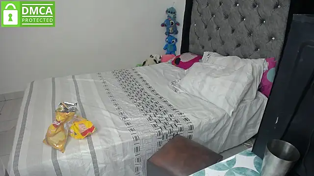 Snapshot of susana2523 chatting on 07/10/26, 01:21 susana2523 online show from 07/10/26, 01:21