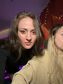 Snapshot of Dooubletroublee chatting on 12/08/24, 10:14 Dooubletroublee online show from 12/08/24, 10:14