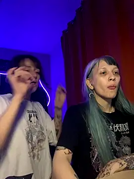 Dooubletroublee online show from 11/06/25, 11:48