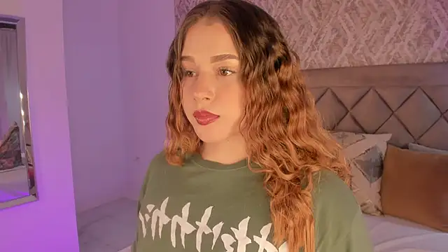 Snapshot of Lady_lacey05 chatting on 01/24/25, 05:53 Lady lacey05 online show from 01/24/25, 05:53