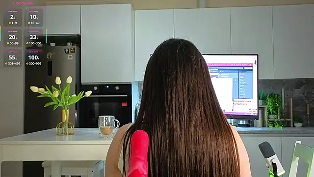 Snapshot of KateBleare chatting on 03/19/26, 06:34 KateBleare online show from 03/19/26, 06:34