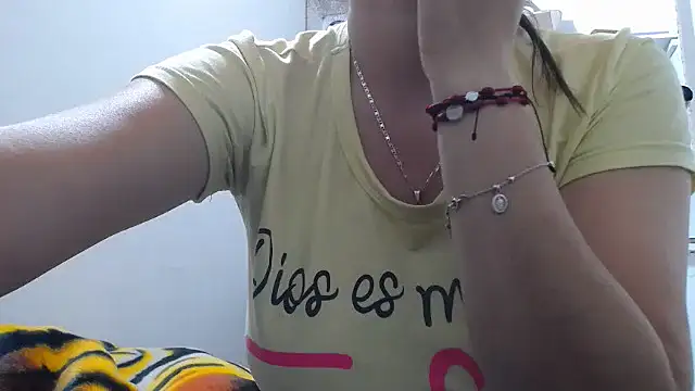 Snapshot of Luna_girlhot_ chatting on 04/07/26, 02:28 Luna girlhot online show from 04/07/26, 02:28