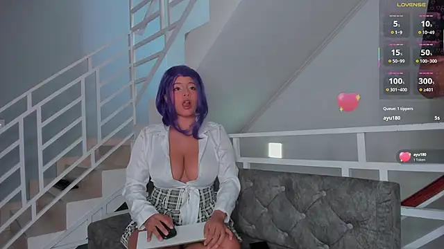 PittAndLunaa online show from 12/21/25, 12:45