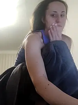 emeli moon online show from 02/28/25, 06:52