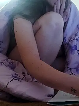 emeli moon online show from 09/21/25, 06:53