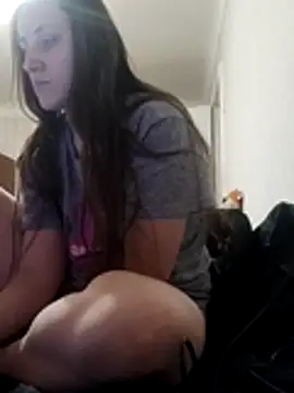 Snapshot of emeli_moon chatting on 01/11/26, 07:30 emeli moon online show from 01/11/26, 07:30