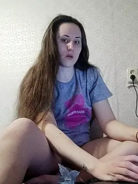 Snapshot of emeli_moon chatting on 01/13/26, 11:54 emeli moon online show from 01/13/26, 11:54