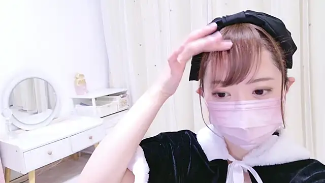 Snapshot of -MARIchan- chatting on 12/23/24, 03:12 -MARIchan- online show from 12/23/24, 03:12