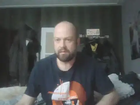 Snapshot of Prehistorixxx2686 chatting on 12/13/24, 12:28 Prehistorixxx2686 online show from 12/13/24, 12:28