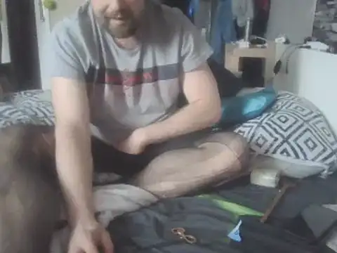 Snapshot of Prehistorixxx2686 chatting on 03/15/25, 12:24 Prehistorixxx2686 online show from 03/15/25, 12:24