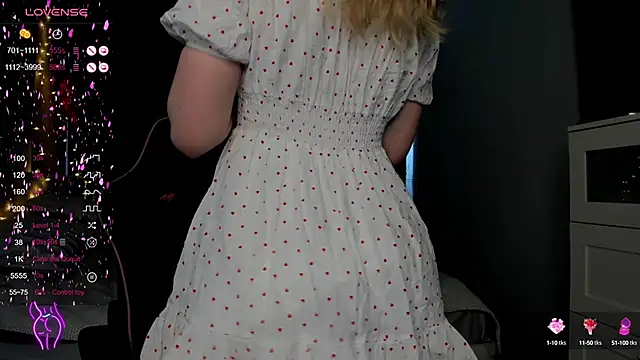 Kimmy powell online show from 03/08/25, 03:17