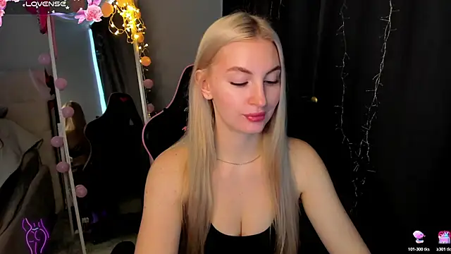 Kimmy powell online show from 03/30/26, 02:45