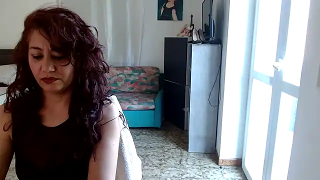 Snapshot of danasantoreal chatting on 03/25/26, 08:20 danasantoreal online show from 03/25/26, 08:20