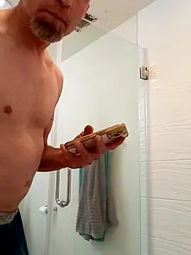 El Gizmo online show from 02/27/25, 10:37