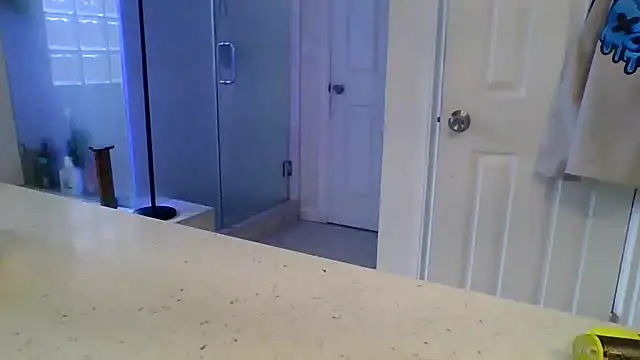 El Gizmo online show from 04/14/26, 06:25