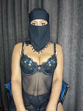 YourThirstySlut online show from 05/15/26, 08:49