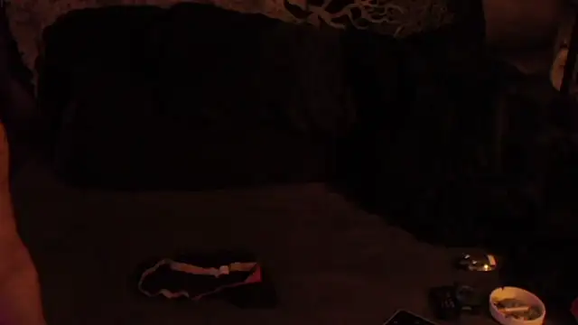 Snapshot of Hard_to_Handlexxx chatting on 12/20/25, 11:39 Hard to Handlexxx online show from 12/20/25, 11:39