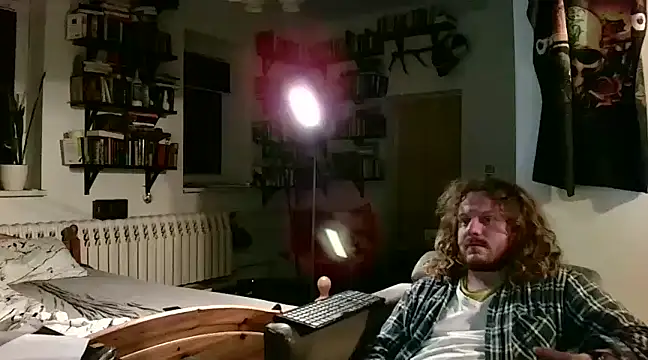 sunr1sa online show from 12/17/24, 04:00