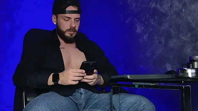 juliusmasters online show from 12/21/25, 08:16