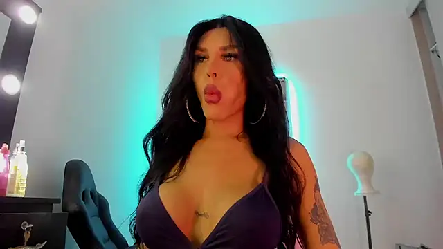  juliana star  online show from 03/15/25, 12:36