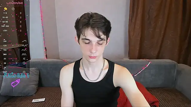 Snapshot of Aaron_Boom chatting on 03/28/26, 10:31 Aaron Boom online show from 03/28/26, 10:31