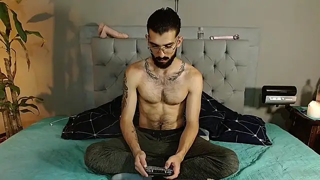 Mr WhiteCock online show from 12/24/24, 12:22