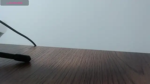 tamarafoxy  online show from 01/09/25, 12:30