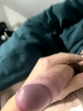 Snapshot of Hatah_ chatting on 01/07/26, 11:01 Hatah online show from 01/07/26, 11:01