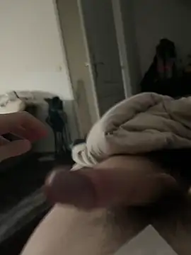 Snapshot of Hatah_ chatting on 02/27/26, 01:55 Hatah online show from 02/27/26, 01:55