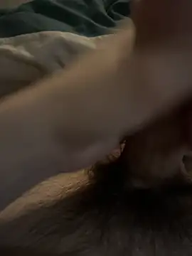 Snapshot of Hatah_ chatting on 04/07/26, 02:28 Hatah online show from 04/07/26, 02:28