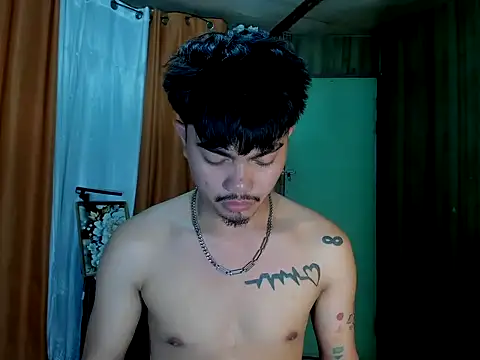 cutievrinx online show from 11/27/25, 04:03