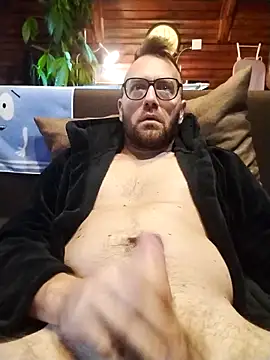 tomee83 online show from 10/06/25, 06:00