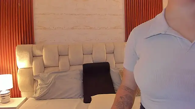 SophiaWylde online show from 02/21/25, 04:51