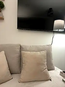 Rae Lil White online show from 11/21/25, 11:14