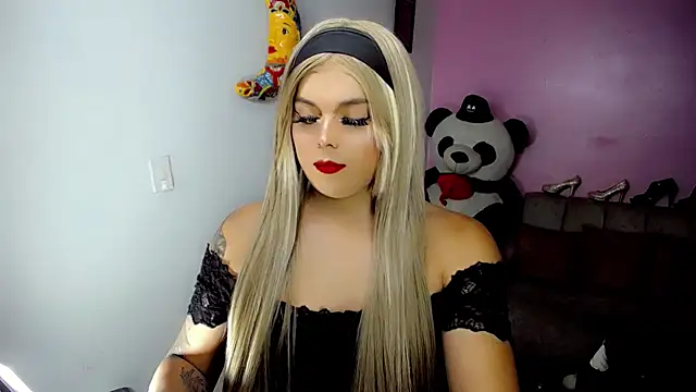 Snapshot of SweetKim21 chatting on 01/20/25, 08:30 SweetKim21 online show from 01/20/25, 08:30