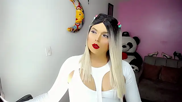 Snapshot of SweetKim21 chatting on 02/23/25, 04:39 SweetKim21 online show from 02/23/25, 04:39