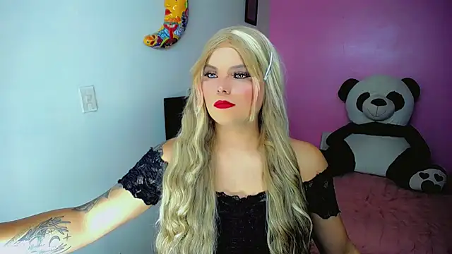 Snapshot of SweetKim21 chatting on 11/08/25, 02:56 SweetKim21 online show from 11/08/25, 02:56