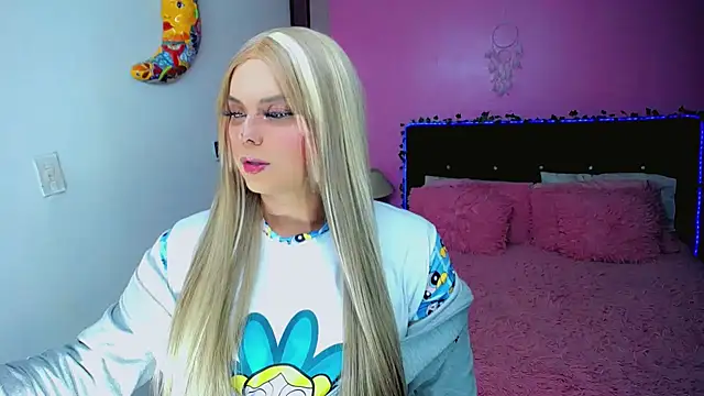 Snapshot of SweetKim21 chatting on 03/12/26, 04:07 SweetKim21 online show from 03/12/26, 04:07