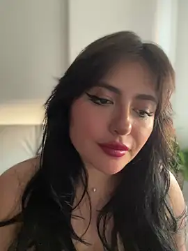 sukhakunis1 online show from 12/31/24, 10:34